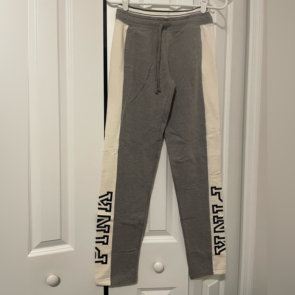 Gray sweatpants